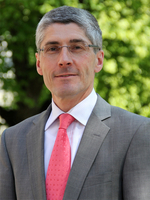 Finanzdirektor Dr. Klaus Donaubauer